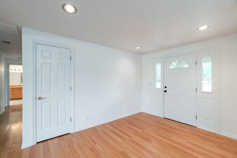 16980 Spikerman Ct, Bend, OR 97707 photo 5