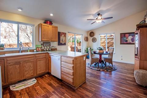 21224 Keyte Rd, Bend, OR 97701 photo 8