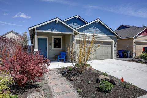 61932 Lorrin Pl, Bend, OR 97702 photo 1