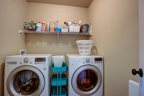 61932 Lorrin Pl, Bend, OR 97702 photo 6