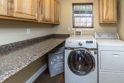 60898 Raintree Ct, Bend, OR 97702 photo 18