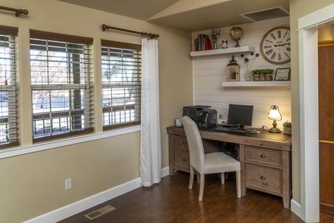 60898 Raintree Ct, Bend, OR 97702 photo 11