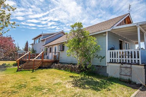 63591 Gentry Loop, Bend, OR 97701 photo 4