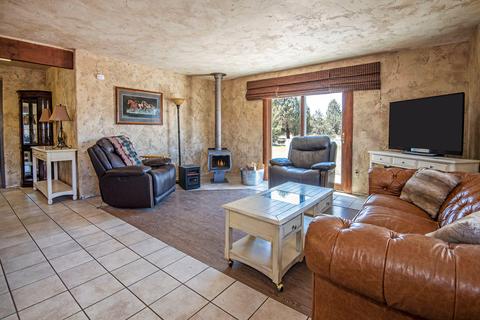 63591 Gentry Loop, Bend, OR 97701 photo 5