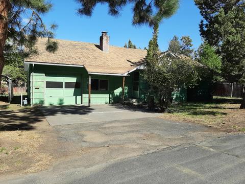 600 NE 12th St, Bend, OR 97701 photo 1