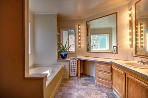 7610 Torrey Pines Ter, Eagle Point, OR 97524 photo 23