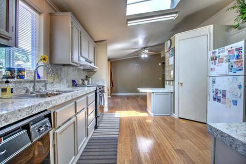 7610 Torrey Pines Ter, Eagle Point, OR 97524 photo 14
