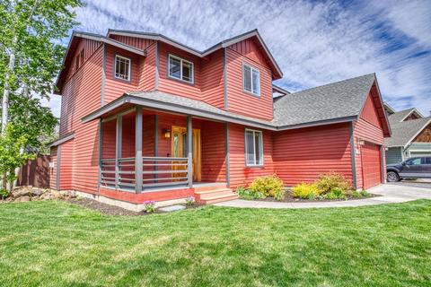 20901 Crystal Ct, Bend, OR 97701 photo 2