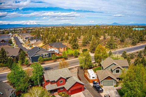 20901 Crystal Ct, Bend, OR 97701 photo 5