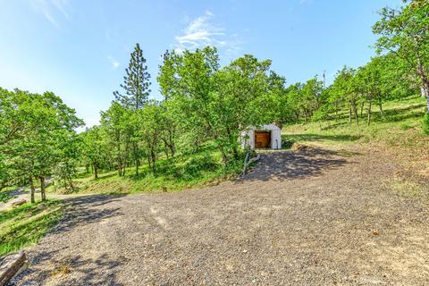 731 Greenleaf Dr, Eagle Point, OR 97524 photo 59