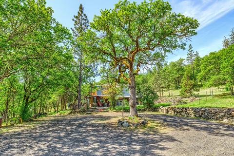731 Greenleaf Dr, Eagle Point, OR 97524 photo 52