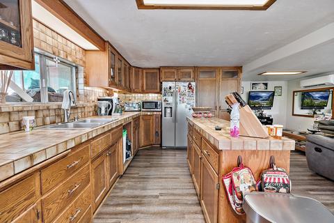 731 Greenleaf Dr, Eagle Point, OR 97524 photo 10