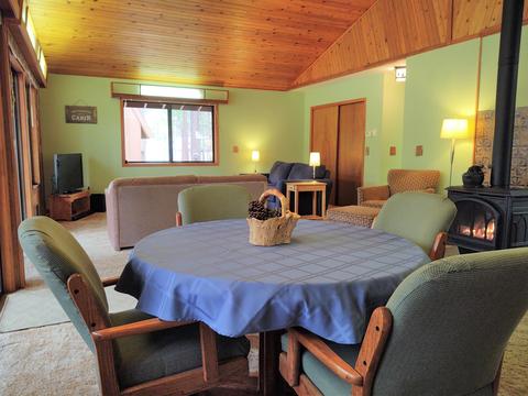 52330 Barberry Cir, La Pine, OR 97739 photo 3