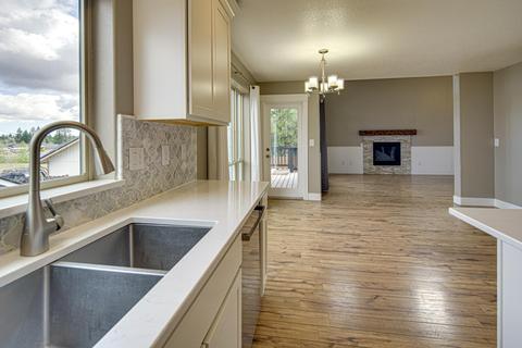 20122 Carson Creek Ct, Bend, OR 97702 photo 10