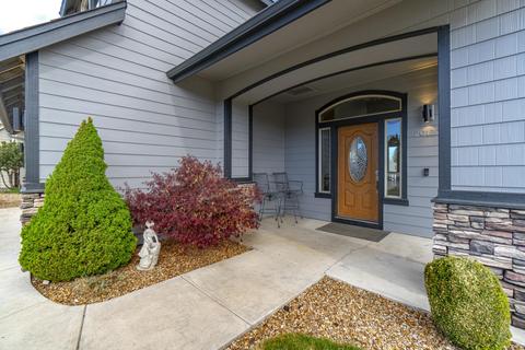 20122 Carson Creek Ct, Bend, OR 97702 photo 3