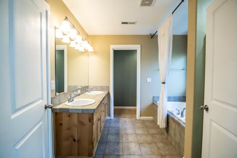 20709 Wandalea Dr, Bend, OR 97701 photo 19