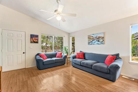 20751 Gallop Rd, Bend, OR 97701 photo 3