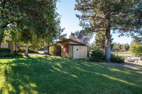 64823 Glacier View Dr, Bend, OR 97703 photo 41