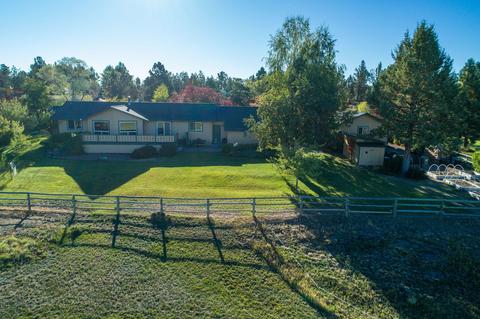 64823 Glacier View Dr, Bend, OR 97703 photo 1