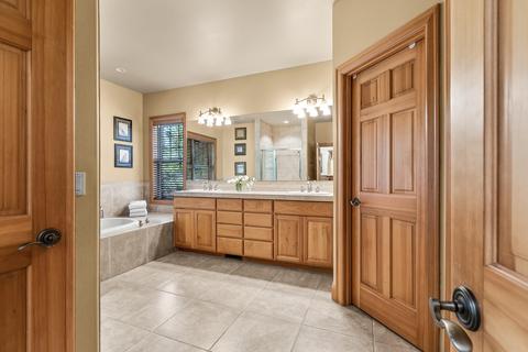 19541 Green Lakes Loop, Bend, OR 97702 photo 25