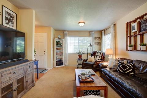 20739 Amber Way, Bend, OR 97701 photo 2