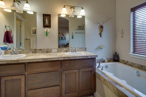 63347 NE Kalamata Loop, Bend, OR 97701 photo 12