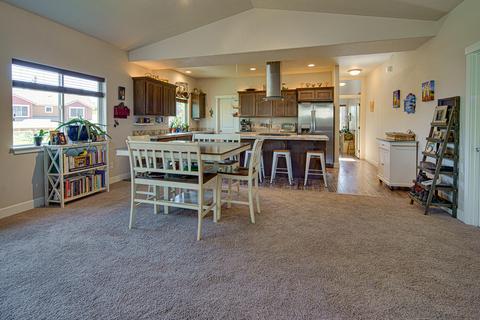 63347 NE Kalamata Loop, Bend, OR 97701 photo 9