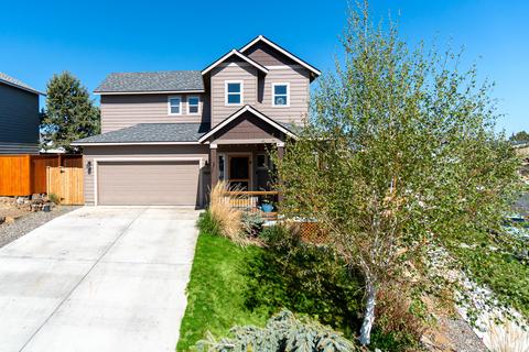 63347 NE Kalamata Loop, Bend, OR 97701 photo 2
