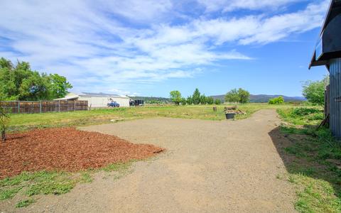 211 Sierra Dr, Eagle Point, OR 97524 photo 24