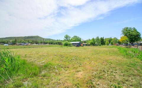 211 Sierra Dr, Eagle Point, OR 97524 photo 35