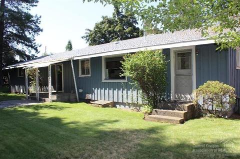 534 SE 5th St, Bend, OR 97702 photo 2