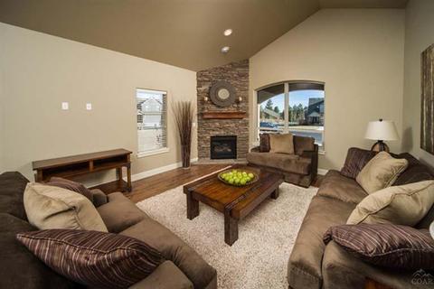 60959 Miles Ct, Bend, OR 97702 photo 2