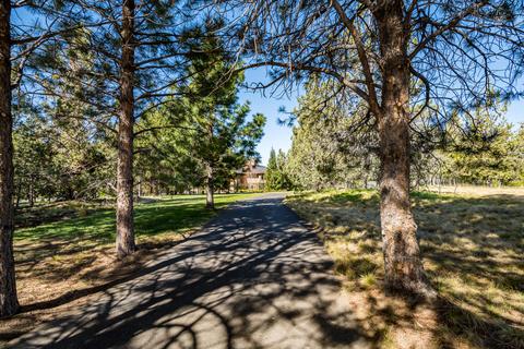 63975 E Quail Haven Dr, Bend, OR 97703 photo 4