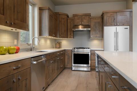 20323 SE Jack Benny Loop, Bend, OR 97702 photo 5