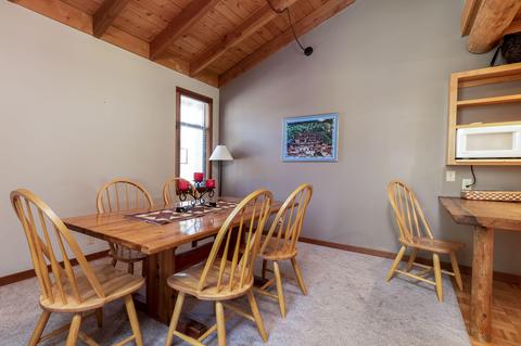 57128 Brassie Ln, Sunriver, OR 97707 photo 9