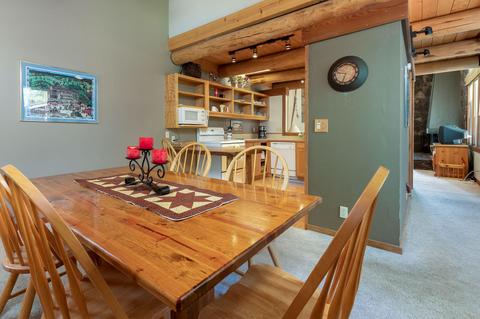 57128 Brassie Ln, Sunriver, OR 97707 photo 10