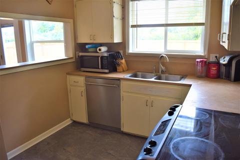 1955 Carter Ln, Springfield, OR 97477 photo 8