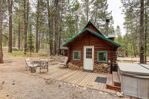 56481 Celestial Dr, Bend, OR 97707 photo 2