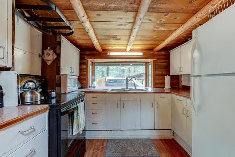 56481 Celestial Dr, Bend, OR 97707 photo 4