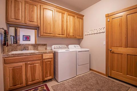 871 E Cascade Ave, Sisters, OR 97759 photo 17