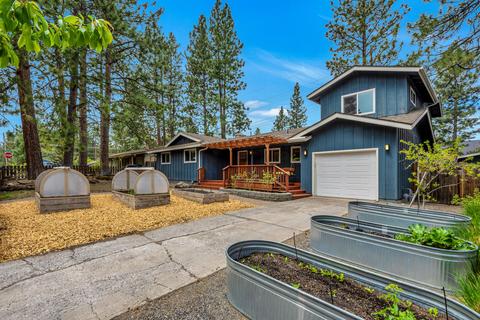 821 NW 17th St, Bend, OR 97703 photo 2