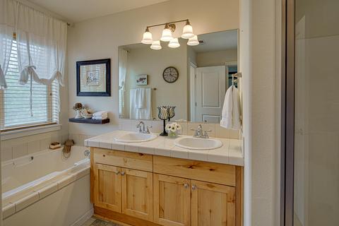 63479 Stacy Ln, Bend, OR 97701 photo 32