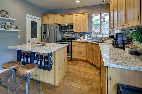 63479 Stacy Ln, Bend, OR 97701 photo 19