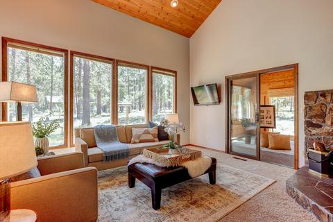 18054 E Butte Ln, Sunriver, OR 97707 photo 1