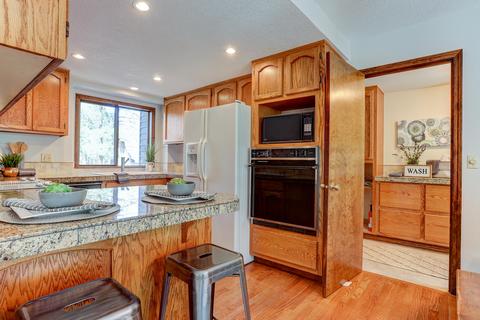 18054 E Butte Ln, Sunriver, OR 97707 photo 6