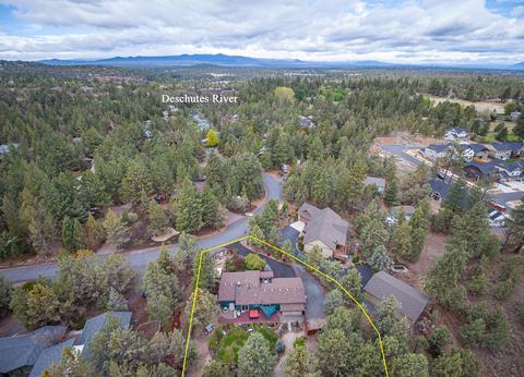 63262 NW Cherokee Ln, Bend, OR 97703 photo 4