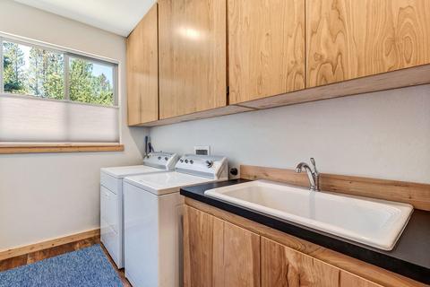 17256 Tholstrup Dr, Bend, OR 97707 photo 21