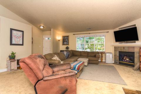 20625 Cherry Tree Ln, Bend, OR 97702 photo 5