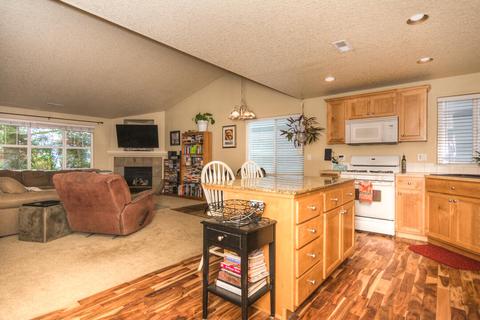 20625 Cherry Tree Ln, Bend, OR 97702 photo 9