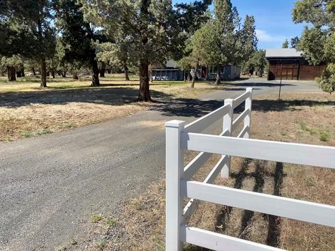 22860 Mcgrath Rd, Bend, OR 97701 photo 24